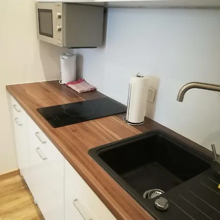 Apartment Apartment, Modern Und Neu Renoviert