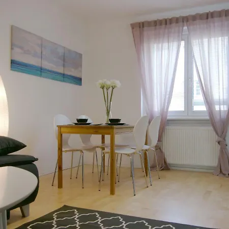 Apartment Spacious 2rooms In The Center