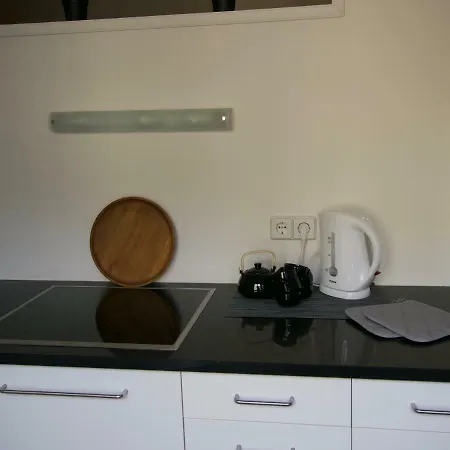Spacious 2rooms In The Center Apartment *