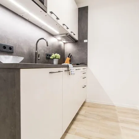 Apartment Checkvienna - Lerchenfelder Strasse Vienna