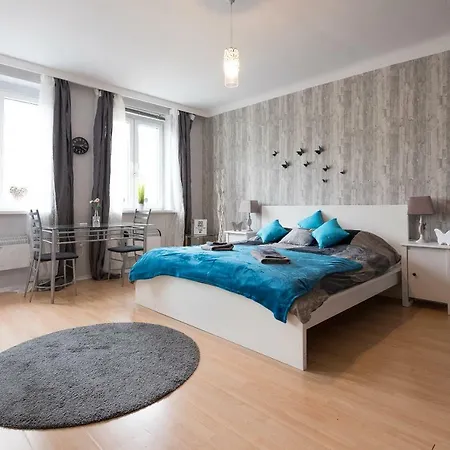 Cute Red Star Center Apartment Vienna