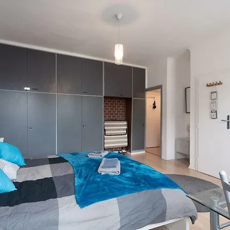 Apartment Cute Red Star Center *