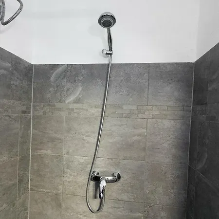 Cute Red Star Center דירה וינה