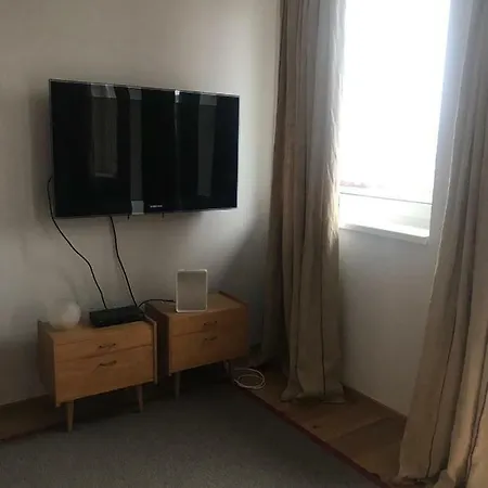Modern With Balcony Apartment Vienna