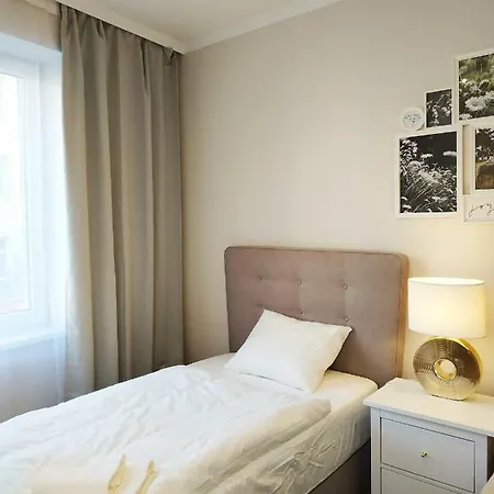 Two-Bedroom Apartment 'Taupe' Apartment *