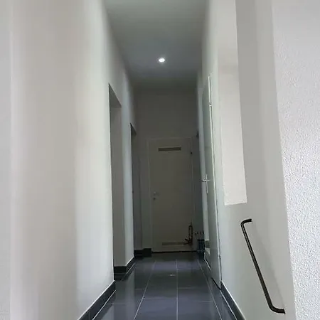 Maja Apartment *
