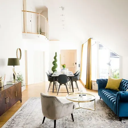 Apartment Opera - Mai's *