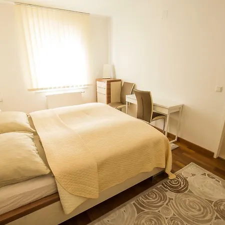 1010 By Nikolax Apartment