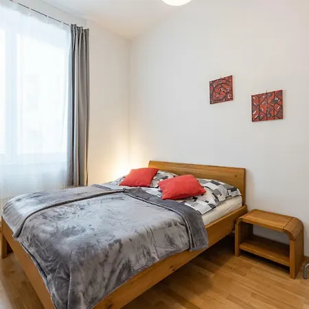 Modern Apartment *