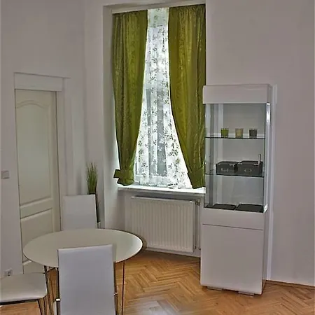 Benefitapartment Old Town Apartmán