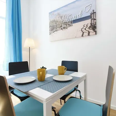 Marine: Newly Renovated 2nd District * Vienna