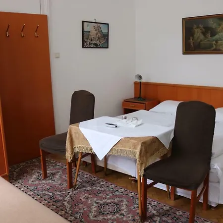 Reimer Guest house 3*