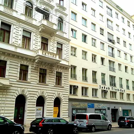 The Kolin Grand Downtown *