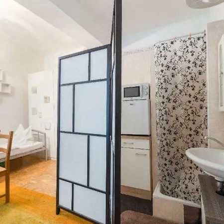 Contactless Check-in Located Netflix&nespresso Homestay Vienna