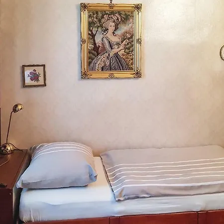 One-bedroom In * Wenen