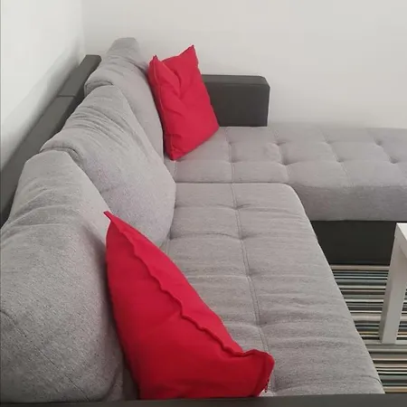 Apartment, Modern Und Neu Renoviert Apartment