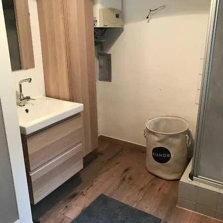 Apartment Wiener Lebensgefuehl Im Herzen Der Josefstadt *