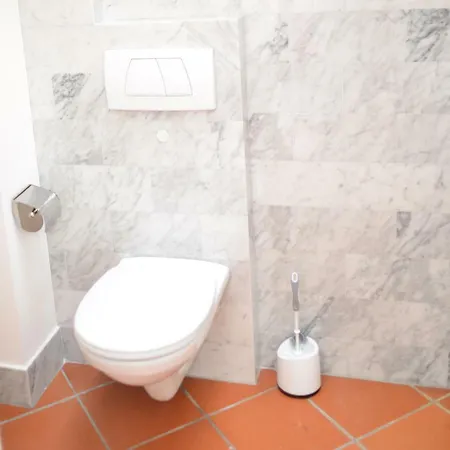 Spacious Flat With Panoramic View Vienna