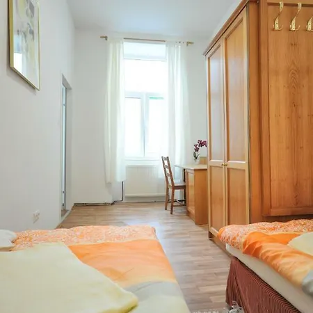 Schloessel 26/18 Vienna