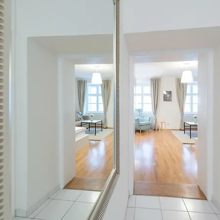 Beautiful City At Famous Ballgasse Appartement Vienne