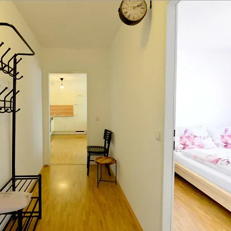 Nice 2 Bedrooms At The Subway 10 Min To Center * Vienna