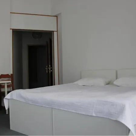 Arnes 2* Vienna