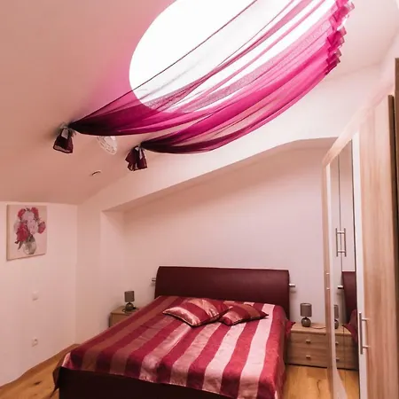 Apartment In Hundertwasser Village