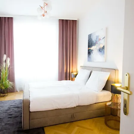Naschmarkt Apartment *