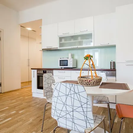 Flarent Apartments-hg Appartamento