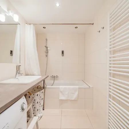 Apartamento Apart Sky Hauptbahnhof With Balcony