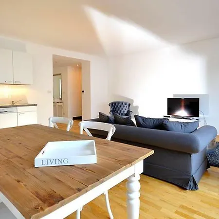 Residence, Naschmarkt - Karlsplatz *