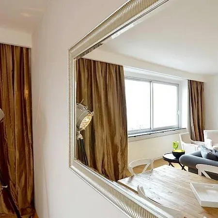 Residence, Naschmarkt - Karlsplatz * Wiedeń