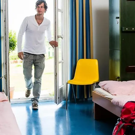 Palace Albergue *