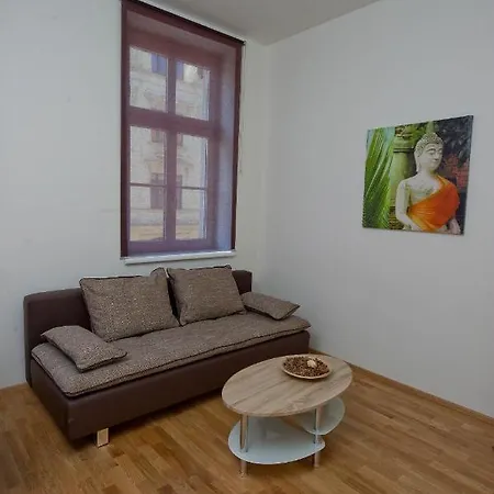 Apartment Debo Schoenbrunner Strasse - Contactless Check In *