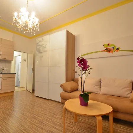 Ajo Messe - Contactless Check In Apartmanhotel 3*
