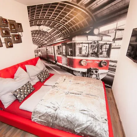 Deluxe Apartment