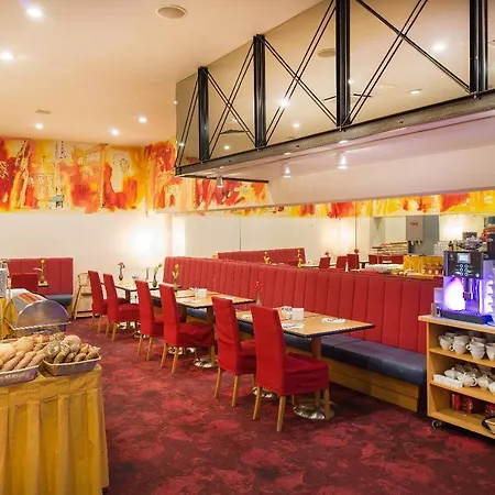 Boltzmann Hotel 4*