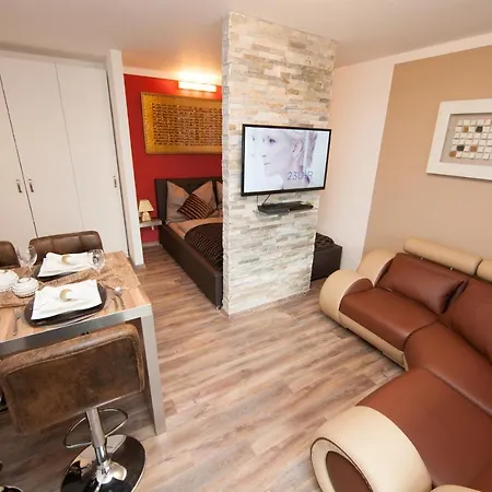 Deluxe Apartment