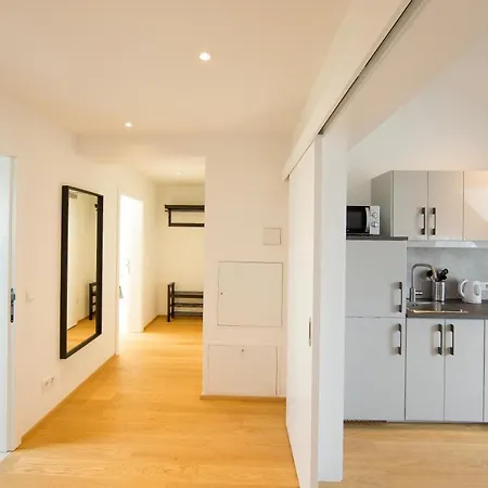 Ls By Nikolax Apartment