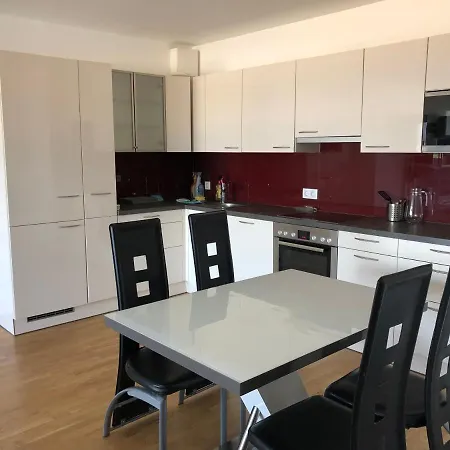 City Gate Apartment, U1 Metro Station, Vienna