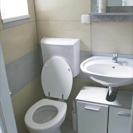 Niko Apartment