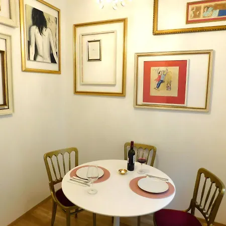 Ruhige, Ganze Sissi In Zentrumsnahe Vienna