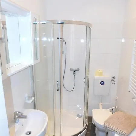 Apartment Ruhige, Ganze Sissi In Zentrumsnahe