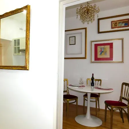 Ruhige, Ganze Sissi In Zentrumsnahe Vienna