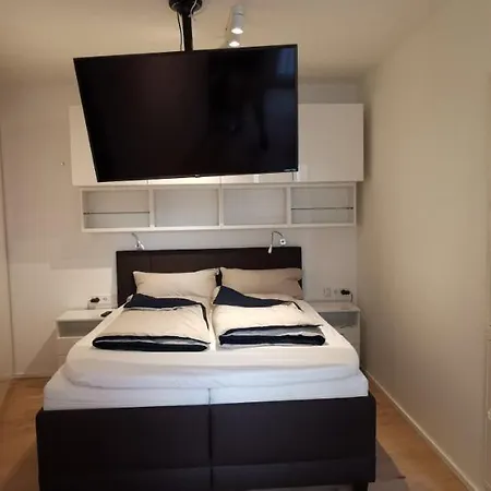 Downtown New Built Luxury Suites * וינה