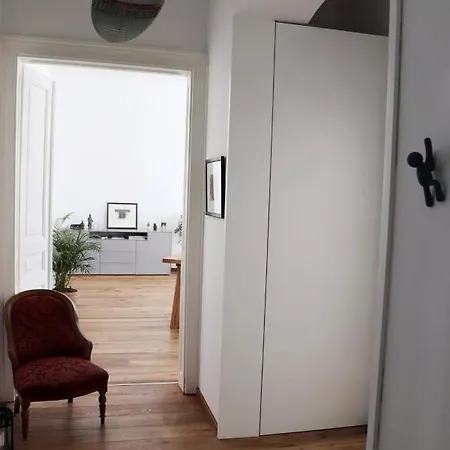 Downtown Vienna, 5*city Hofburg Palace Homestay *
