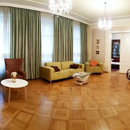 Nostalgia Apartment