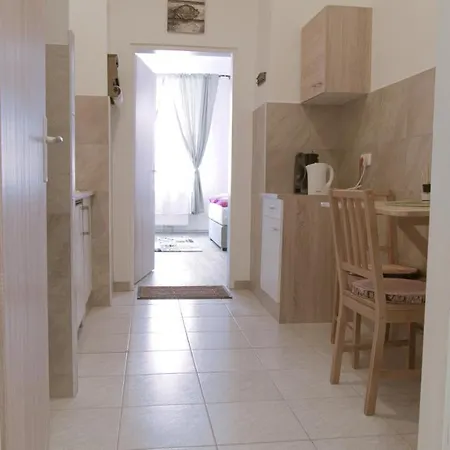 Donkey 2 Apartment