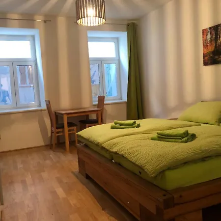 One Private In Luxury With Shared Kitchen And Shared Bathroom Apartment *