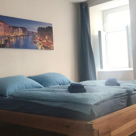 One Private In Luxury With Shared Kitchen And Shared Bathroom Apartment